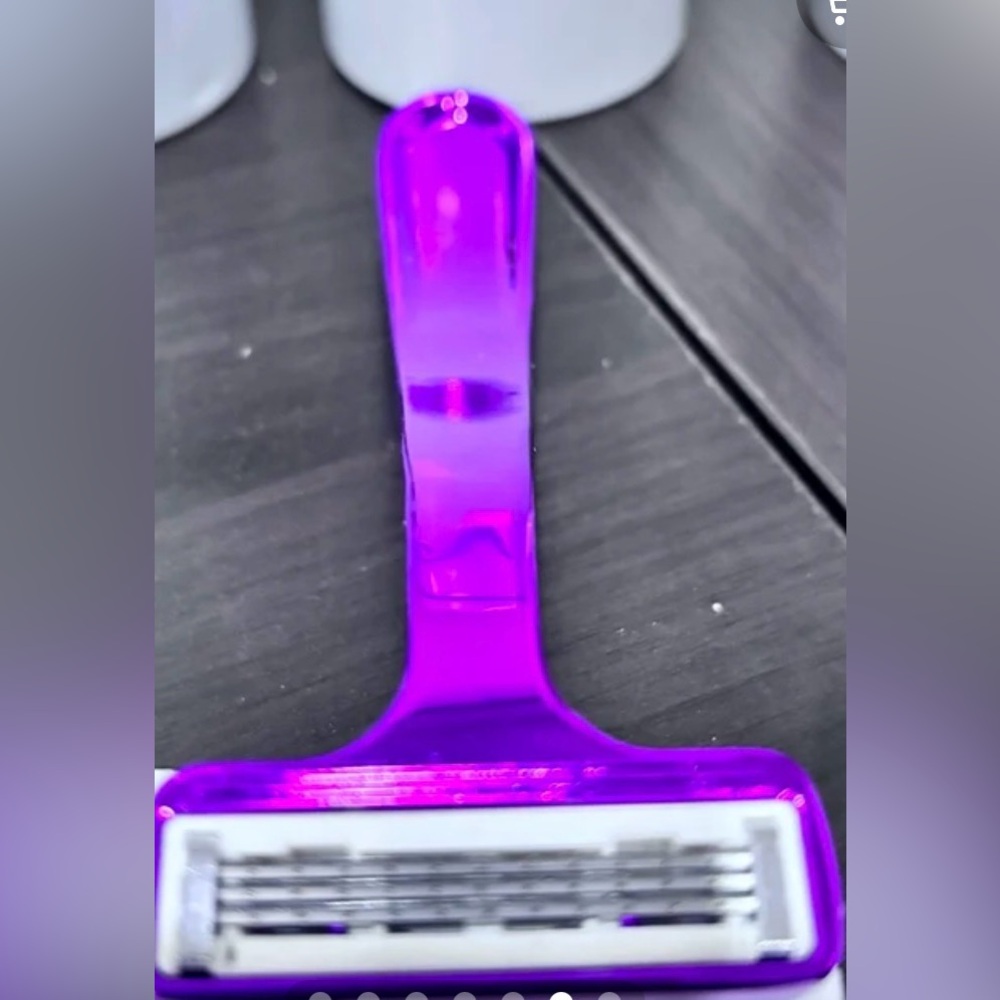 V Purple Razor - Picture 4 of 4